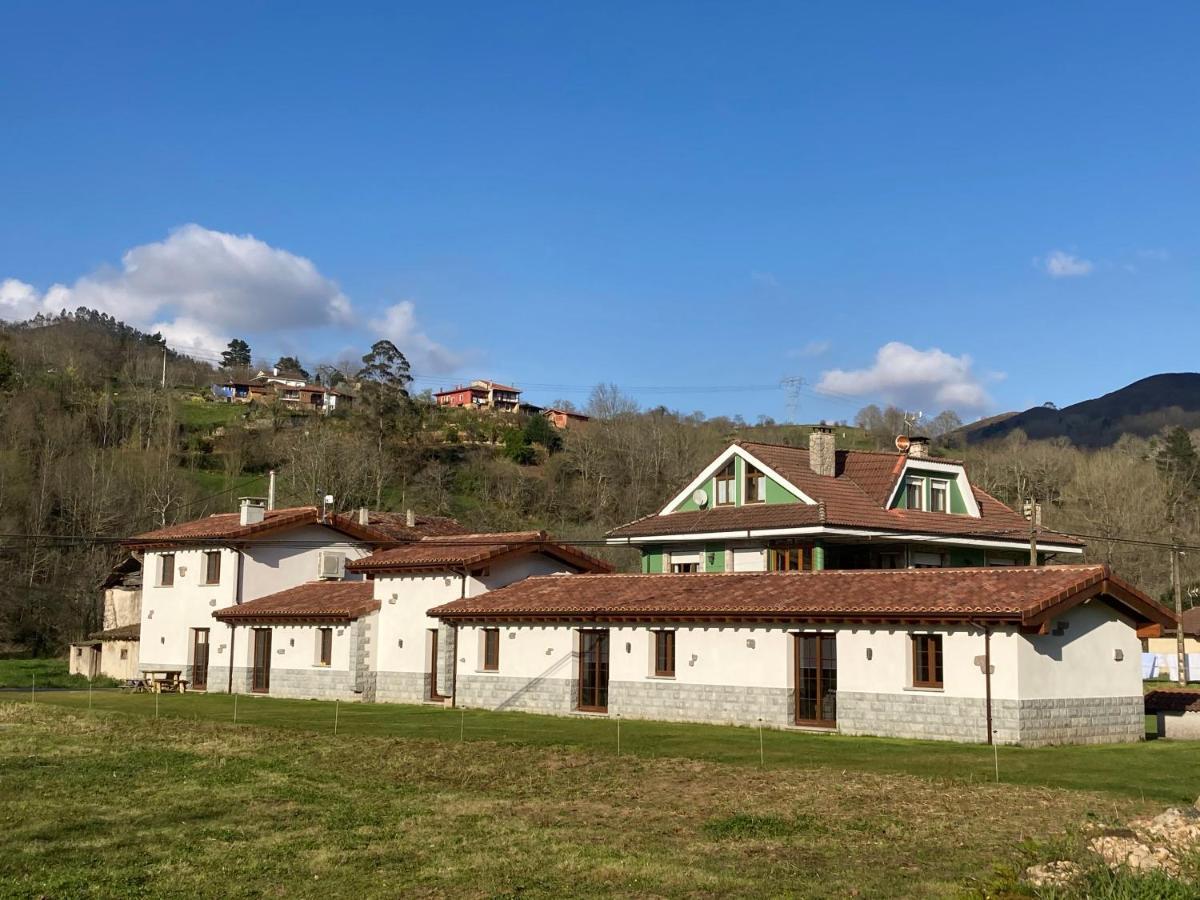 Apartamentos La Presa El Molin Onís Exteriör bild